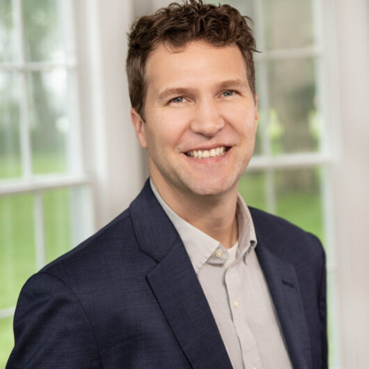 Michael Ross Headshot